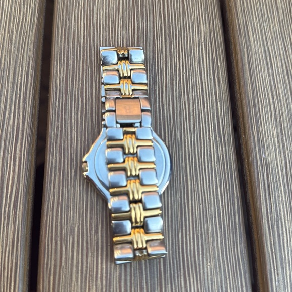 Bulova women’s watch - Picture 3 of 5